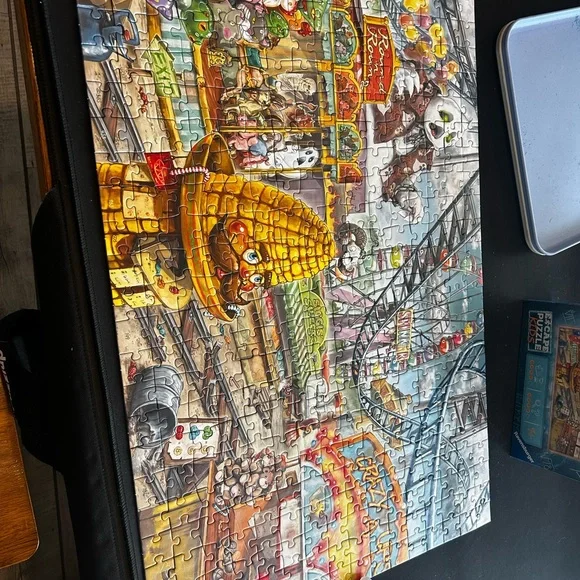 Ravensburger Puzzle - Amusement Park Adventure with Blue and Orange - Picture 2 of 3